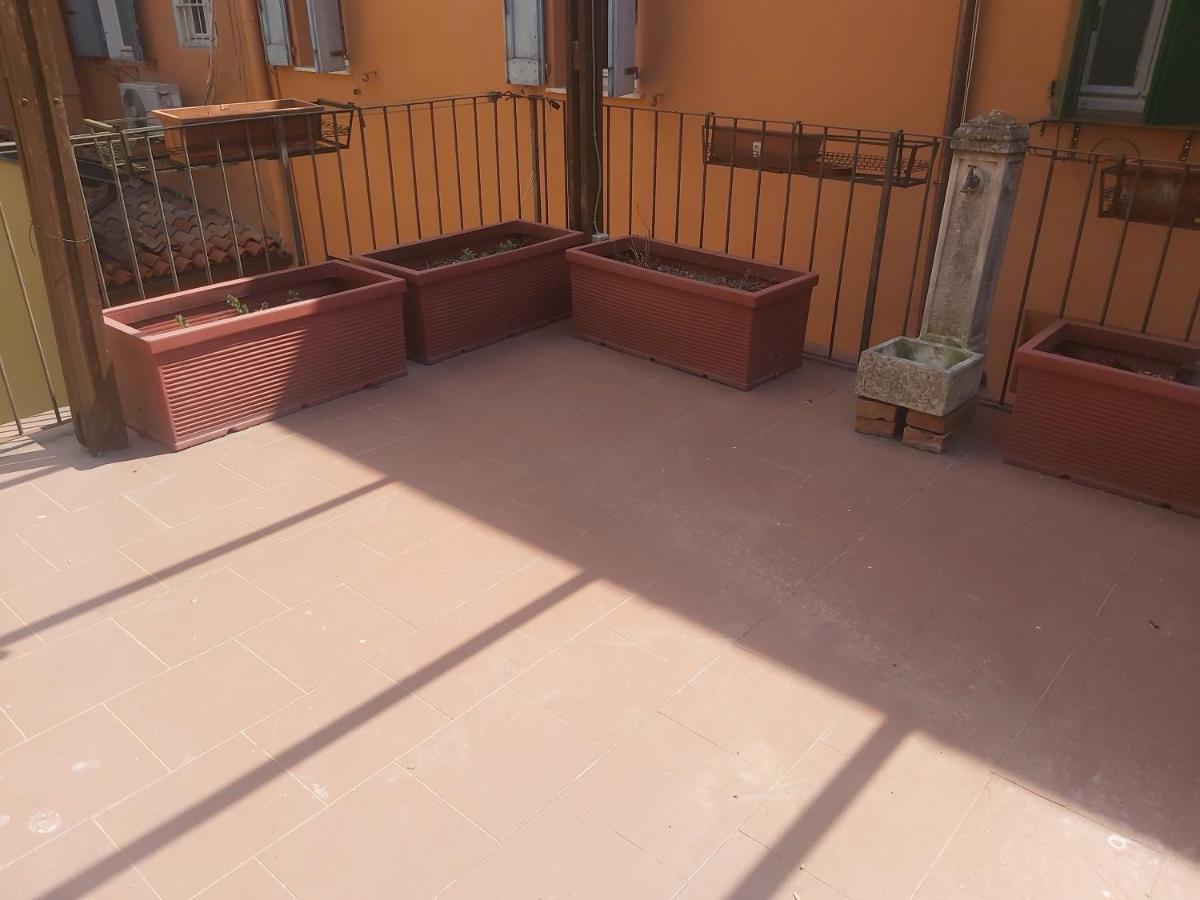 דירות בולוניה Casa Generoso מראה חיצוני תמונה